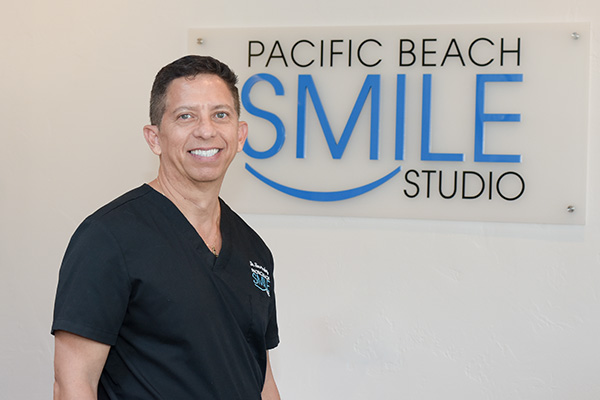 Dentist Pacific Beach CA Dr Ricardo Headshot